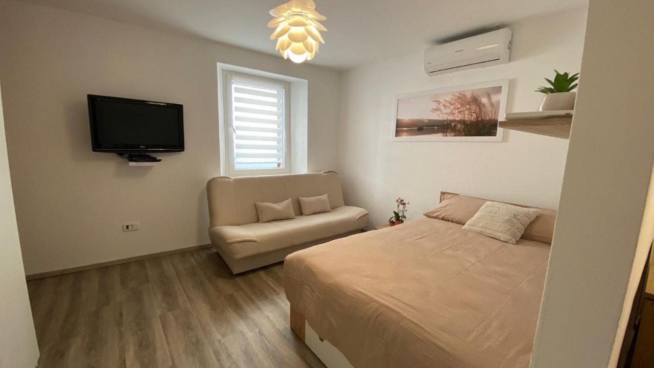 Apartma Pingo Копер Екстериор снимка