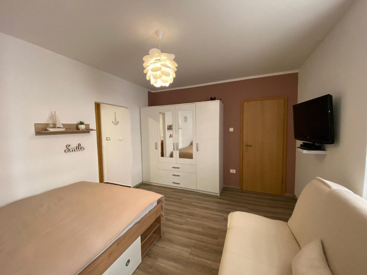 Apartma Pingo Копер Екстериор снимка